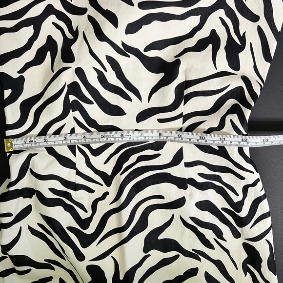 🔥NWT Leather zebra print Knee Length Dress, Size Medium - Picture 11 of 15